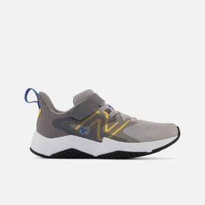New Balance NIB kids Rave Run v2 Bungee Lace with Top Strap size 4